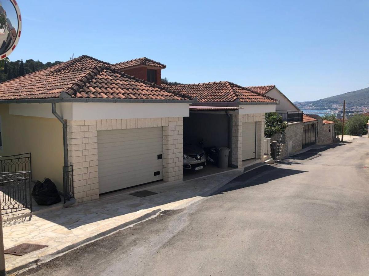 Peaceful & Sunny Apartments Trogir Exterior foto