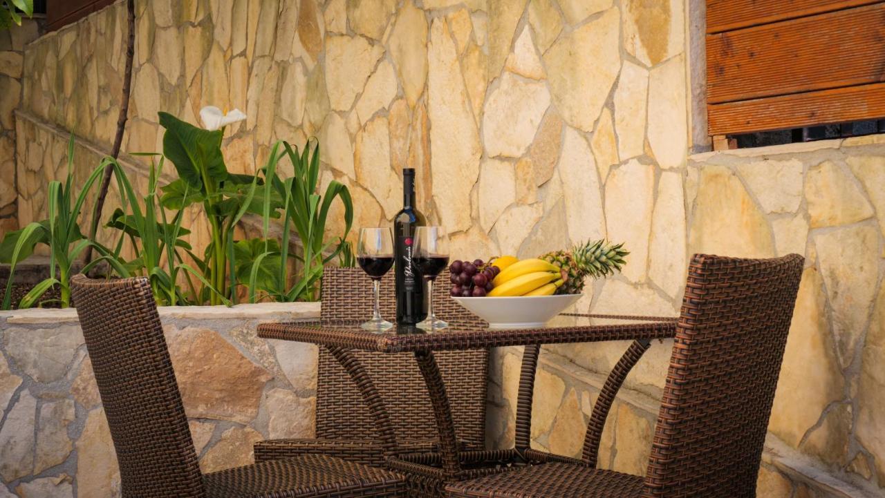 Peaceful & Sunny Apartments Trogir Exterior foto